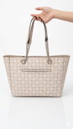 Cartera Guess Dama Rosa - Imagen 2