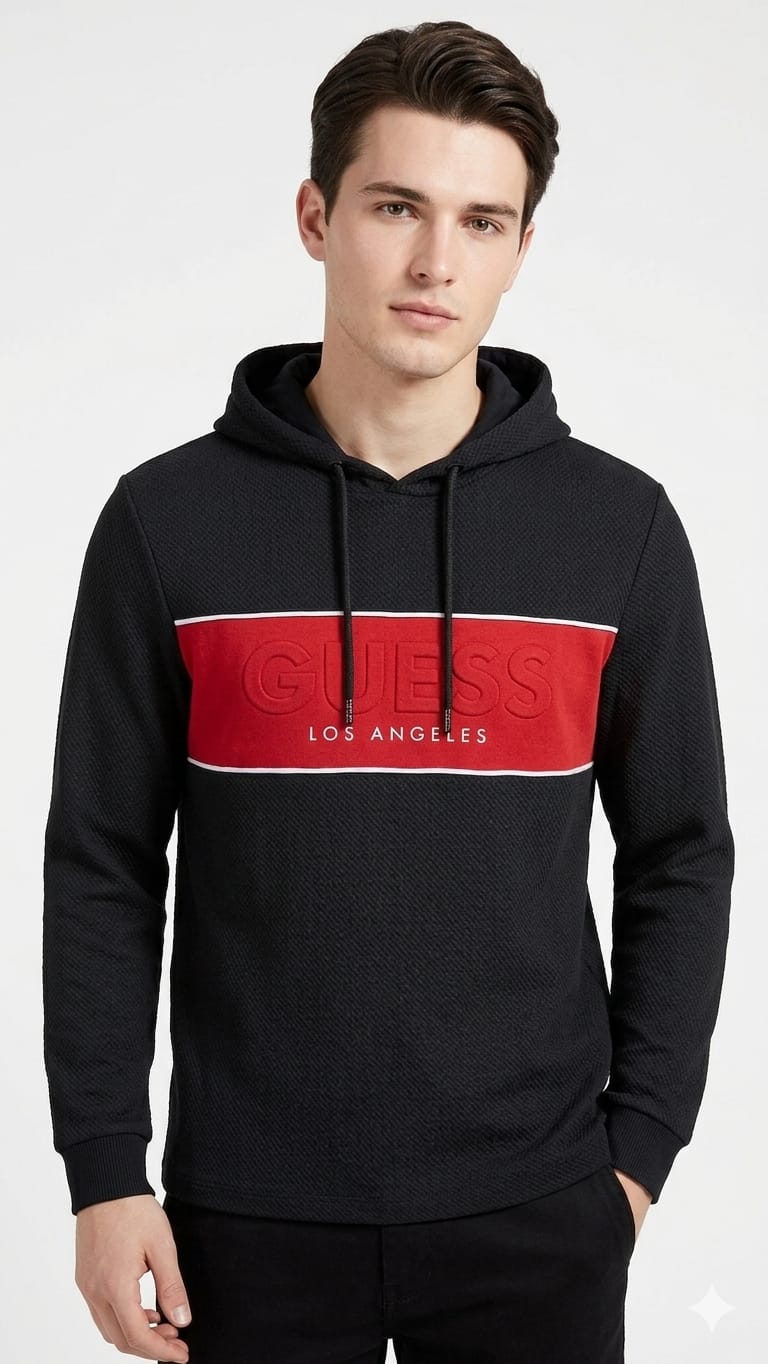 polera-guess-negra-logo-rojo-hombre-frente Polera Guess Caballero - Imagen 1