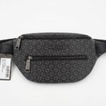 Canguro Guess Hombre Monograma