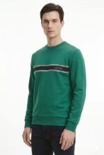 Polera Calvin Klein Verde de Caballero - Imagen 2