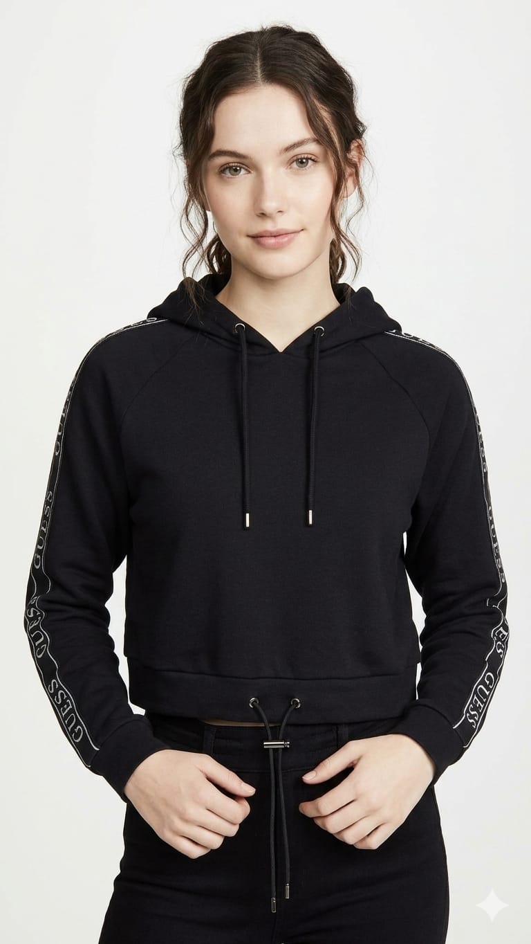 polera-corta-guess-negra-mujer-frente Polera Guess Dama Negro - Imagen 1