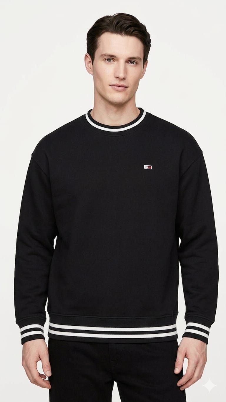 polera-tommy-hilfiger-negra-logo-bordado-espalda-tommy-jeans-hombre-frente Polera Tommy Hilfiger Caballero - Imagen 1